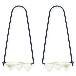 NEW🌟 feather light statement earrings